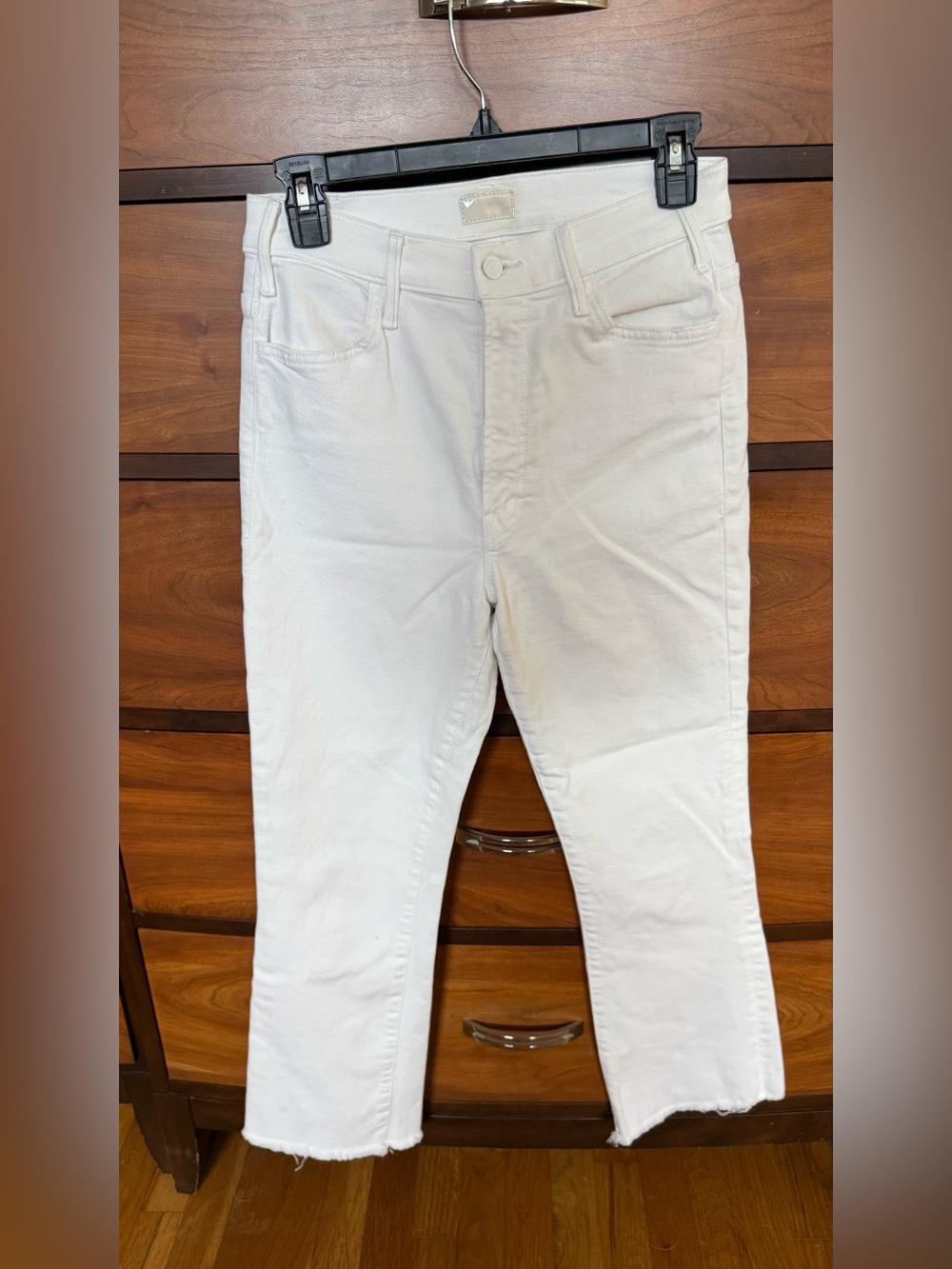 MOTHER The Hustler High Waist Fray Hen Ankle Bootcut Jeans white